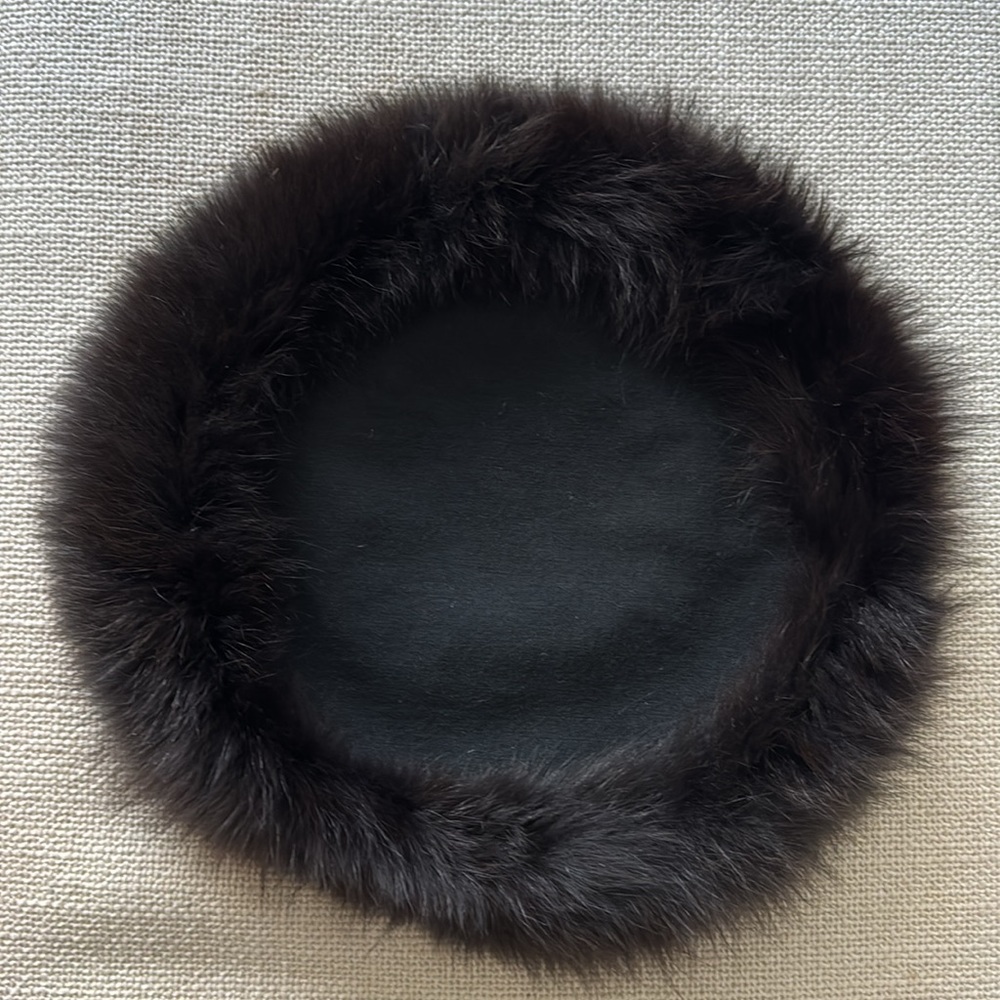 Dramatic Fur Trim Wool Hat - WINTER CLOSEOUT - Picture 6 of 6